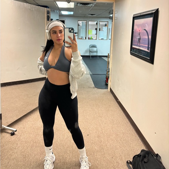 ❌Sold❌ - Picture 2 of 2